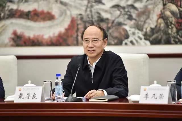 中國石油集團(tuán)召開關(guān)鍵核心技術(shù)攻關(guān)專題會(huì)議